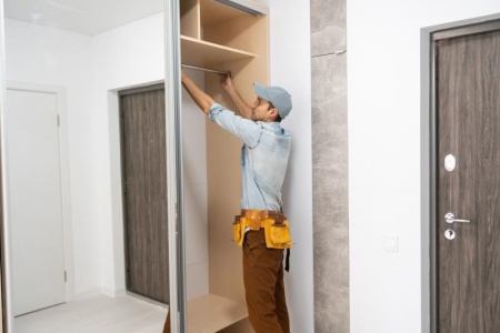 Guide complet pour choisir et installer vos portes intérieures